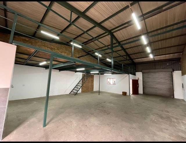 INDUSTRIAL PROPERTY TO RENT IN HENNOPSPARK